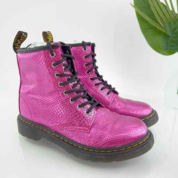 Dr Martens Girls 1460 J Boots Size 2 Pink Croc Reptile Lace Up Combat Shoe - Picture 1 of 14
